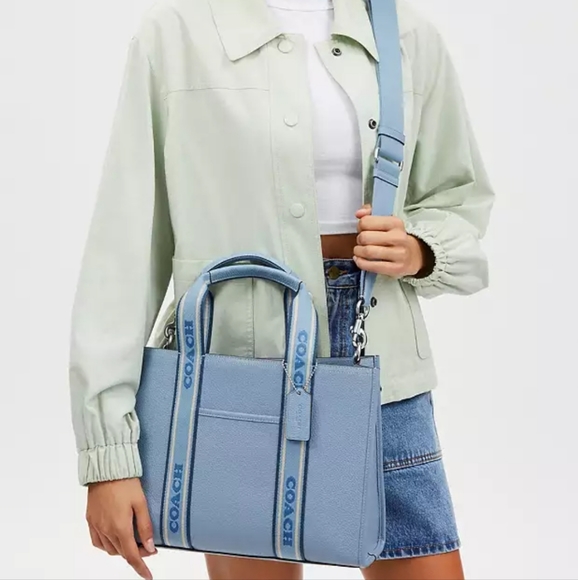 New!🆕 Coach Smith Tote - Picture 2 of 7